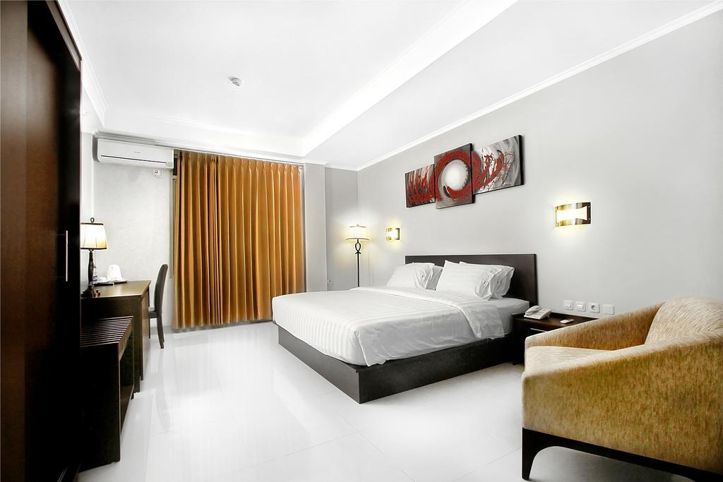 Hotel Lj 2*